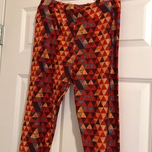 LuLaRoe Tall and Curvy leggings